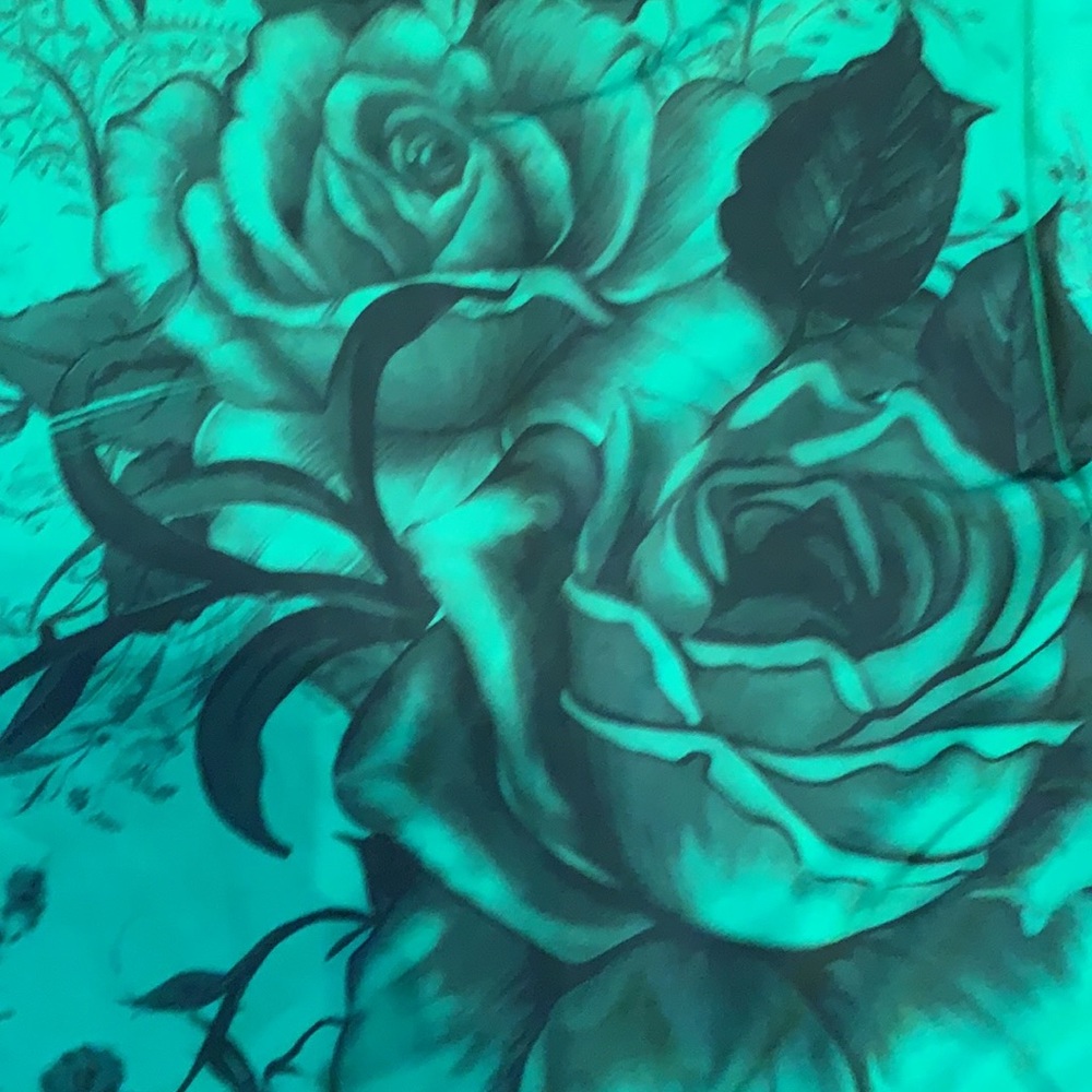 Rose tank top - Picture 2 of 8